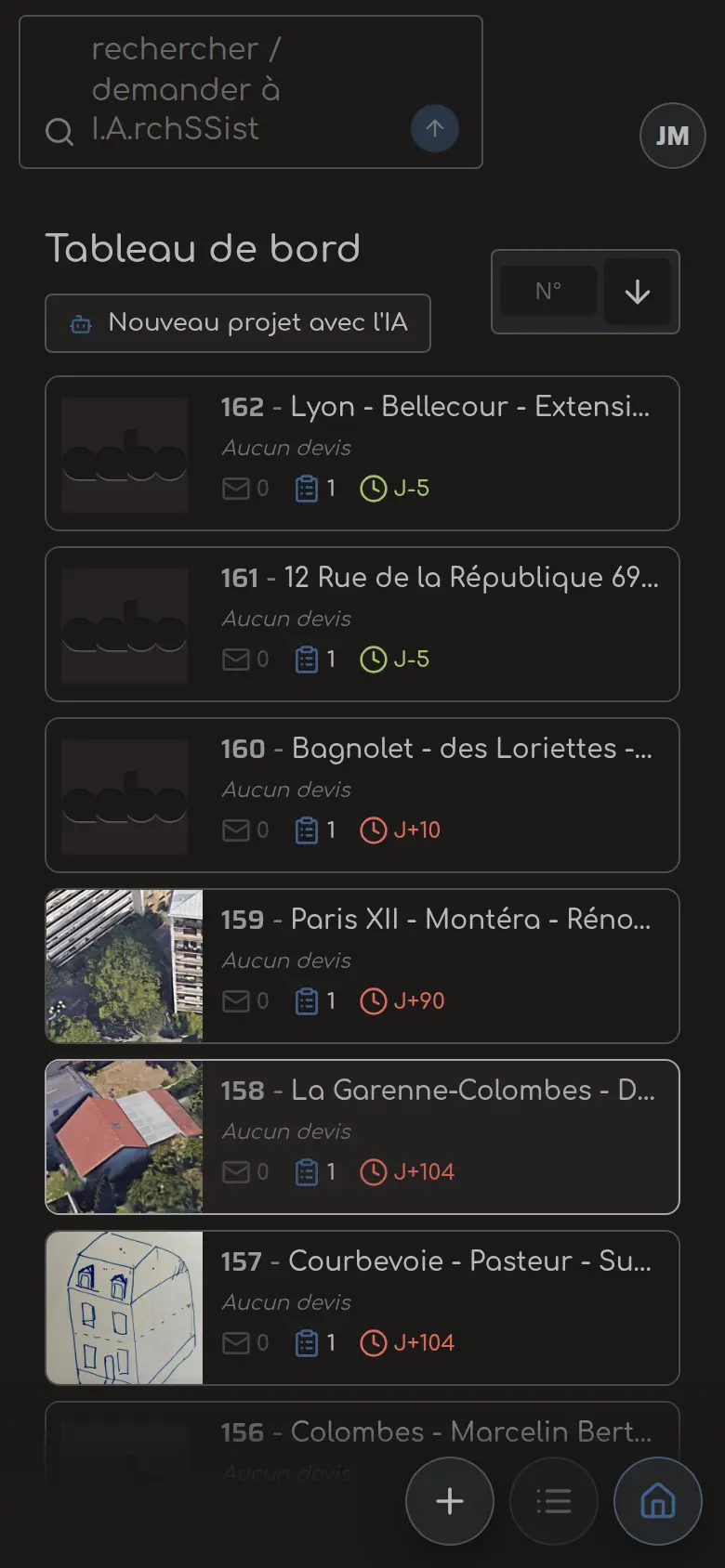 Tableau de bord ArchSSist sur mobile : cartes de projets, champ « rechercher / demander à I.A.rchSSist » et barre de navigation en bas de l’écran.